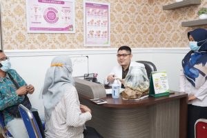 Risiko Makan Sirsak Saat Hamil? Amankah untuk Ibu dan Janin